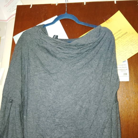 ATHLETA Asymmetrical Hooded Sweatshirt XS - Picture 4 of 8